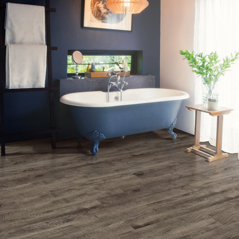 Richmond Flooring Showroom providing affordable luxury vinyl flooring  in Mount Pleasant, UT - Fannie Mae Bataviaii - Peppercorn